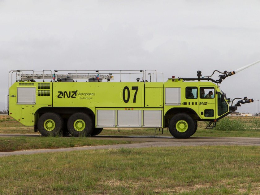 Ошкош Страйкер