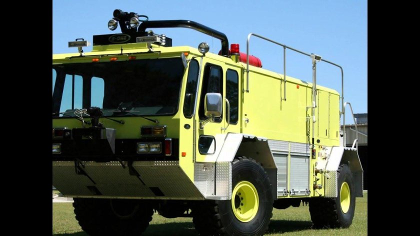 Аэродромный пожарный автомобиль