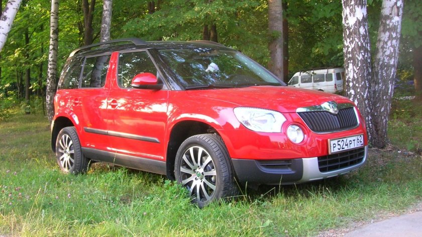 Шкода Йети Монте Карло синяя