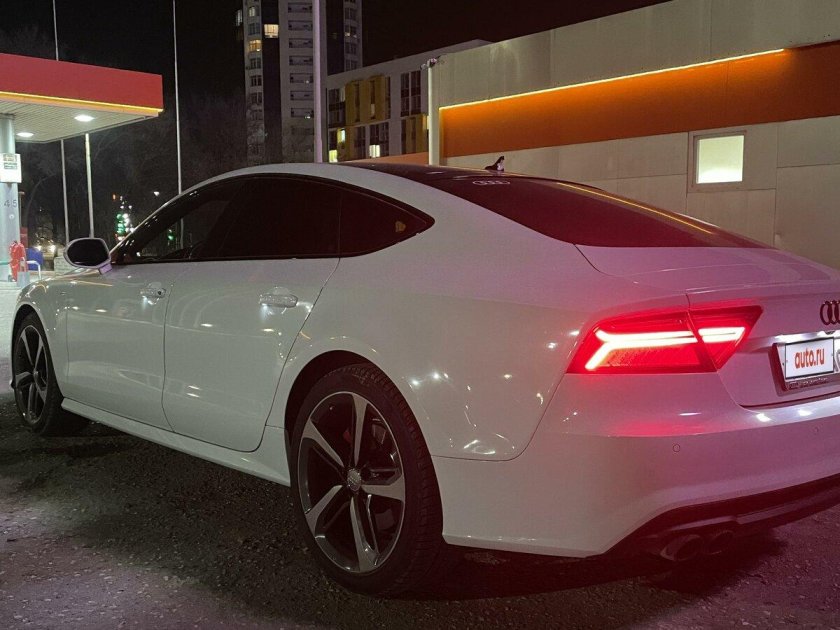 Ауди а 7 лифтбек