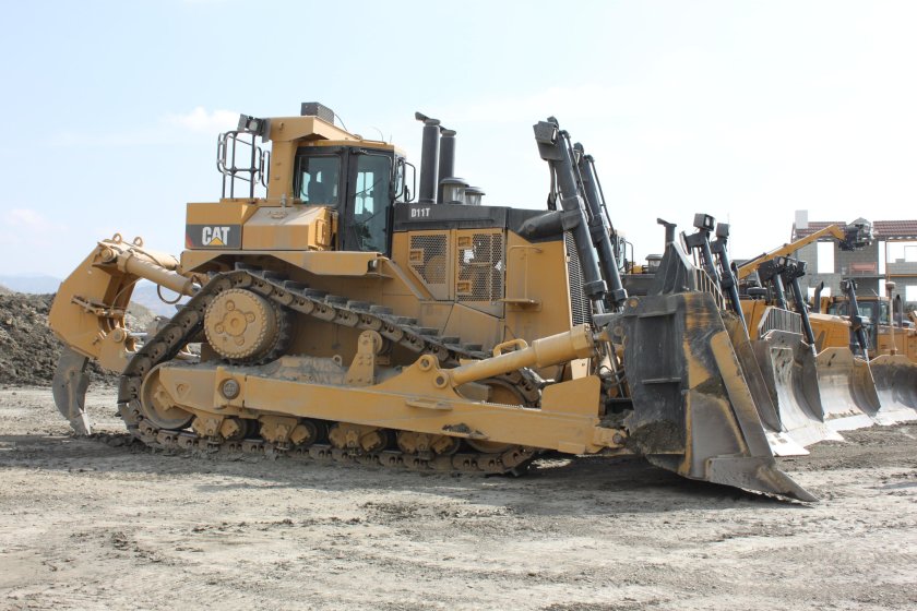 Бульдозер Caterpillar d11