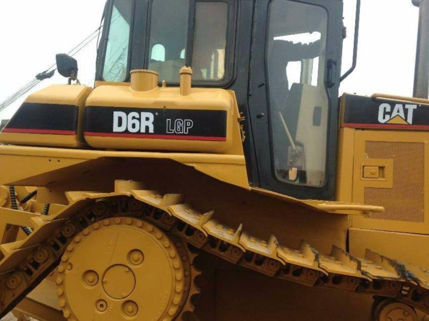 Катерпиллер 6 бульдозер