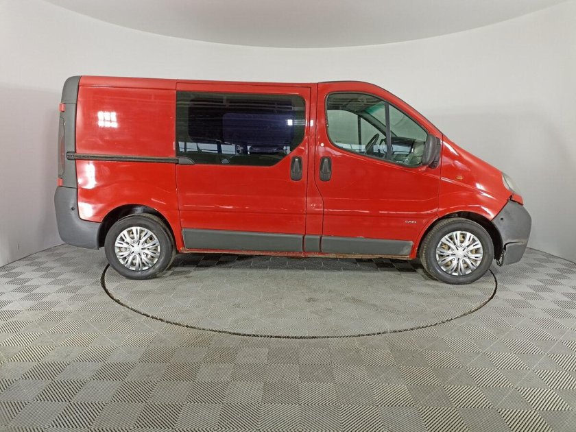 Рено трафик 2005