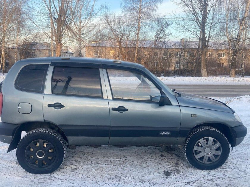 Шевроле нива 2011