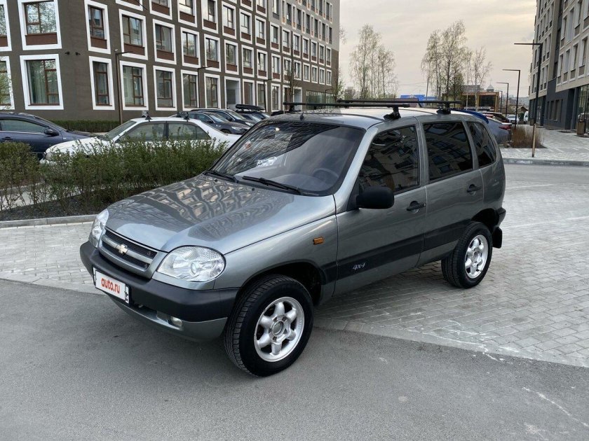 Шевроле Нива 2006 год