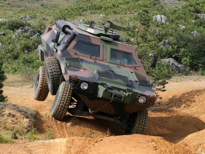Бронемашина Otokar-Cobra 2