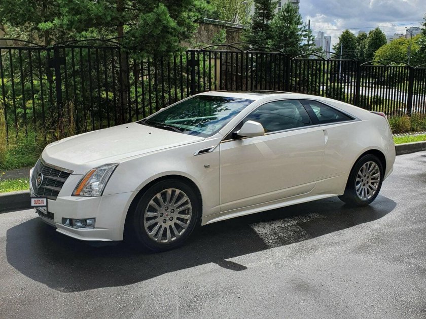 Cadillac cts 2011