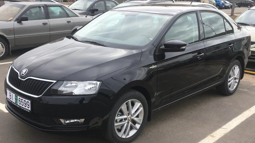 Skoda Rapid 2015 Hockey Edition