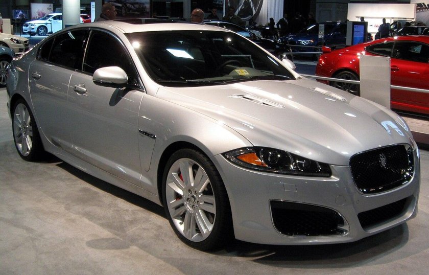 Jaguar XF 2012