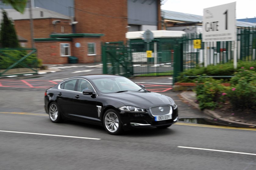 Jaguar XF 2