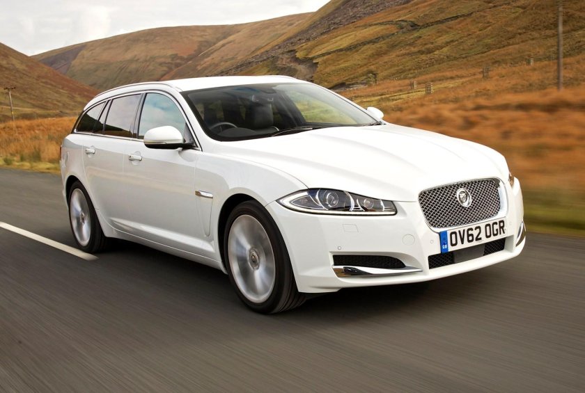 Ягуар XF 2012