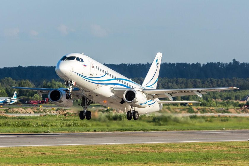 Суперджет Газпромавиа