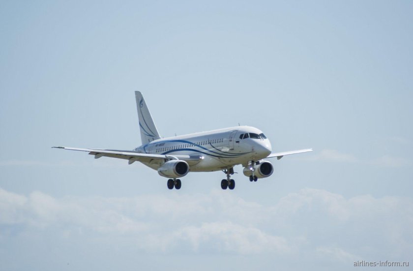 Superjet 100 газпромавиа