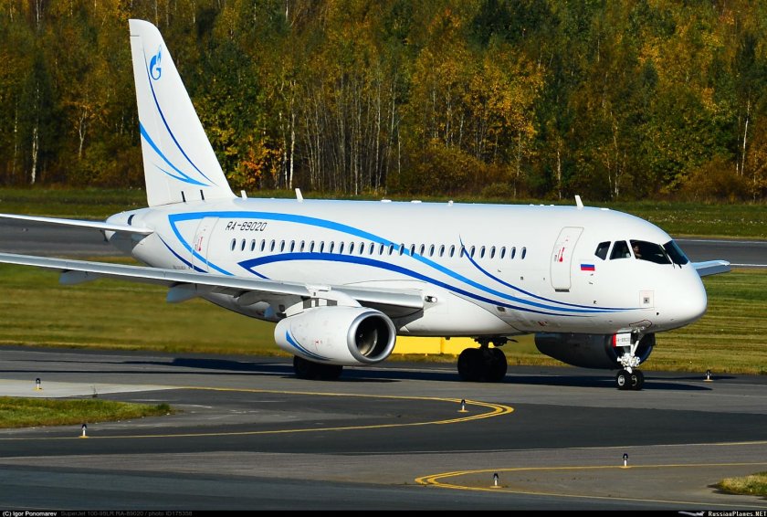Superjet 100-95