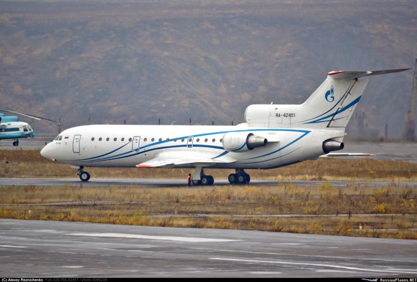 Самолет Газпромавиа