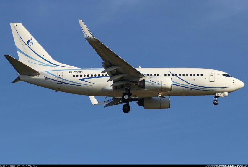 Газпромавиа Боинг 737-700