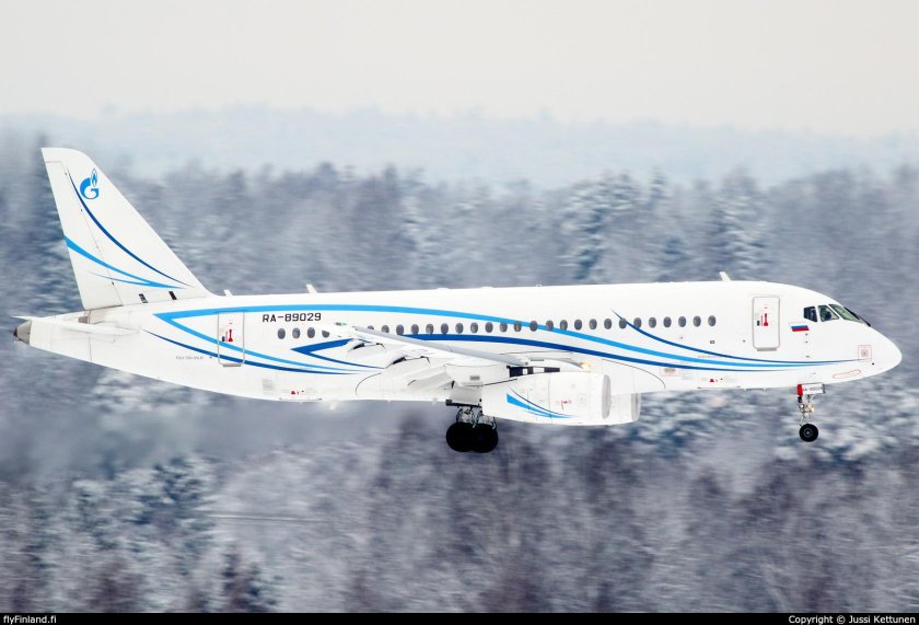 SSJ 100 Газпромавиа