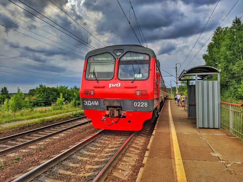 Станция зеленый мыс поезд