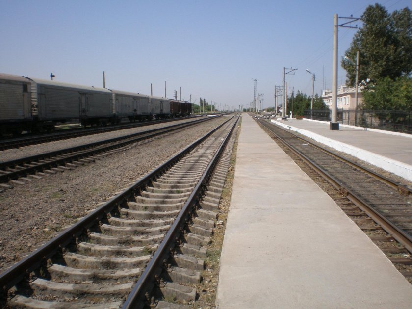 ЖД вокзал Пролетарск