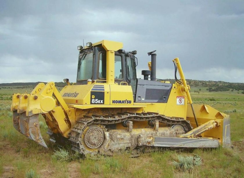 Бульдозер Komatsu d85