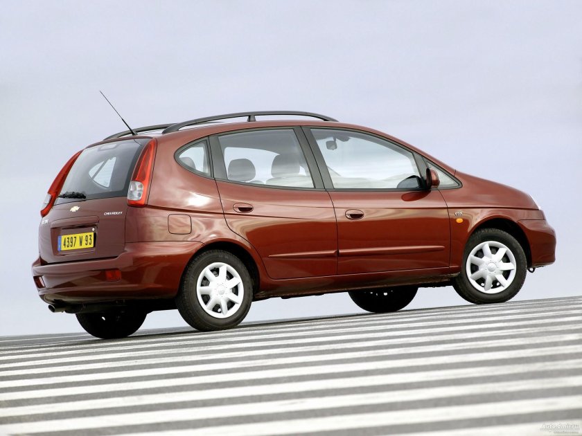 Chevrolet Rezzo 2004