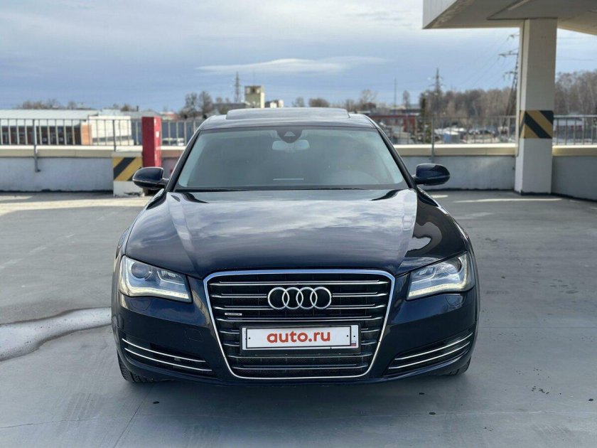 Audi a 8 long