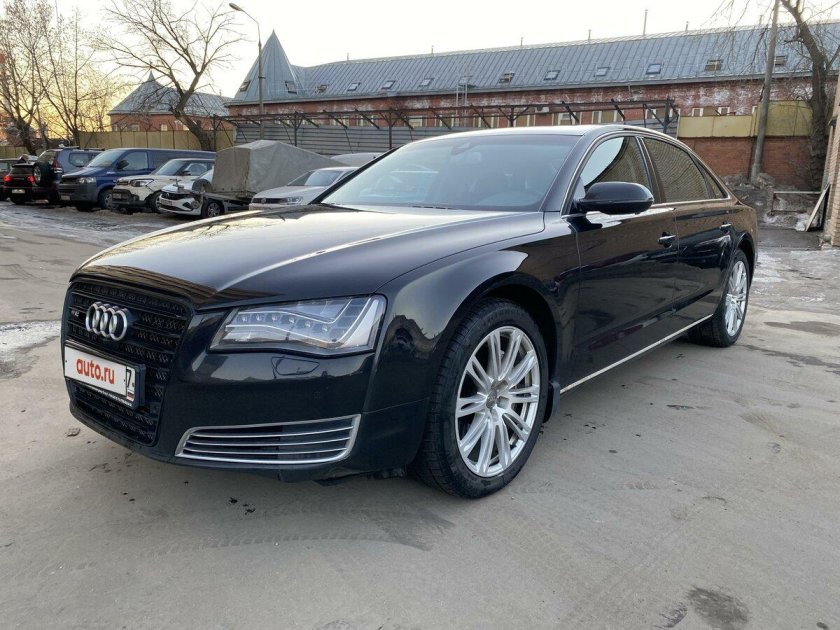 Ауди а 8 2012