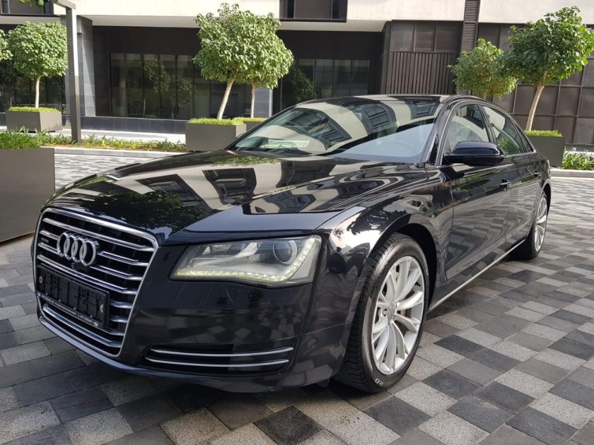Audi a8 2012
