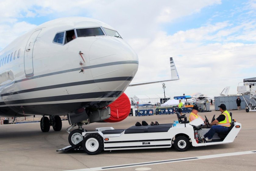 Аэродромный тягач JBT b250