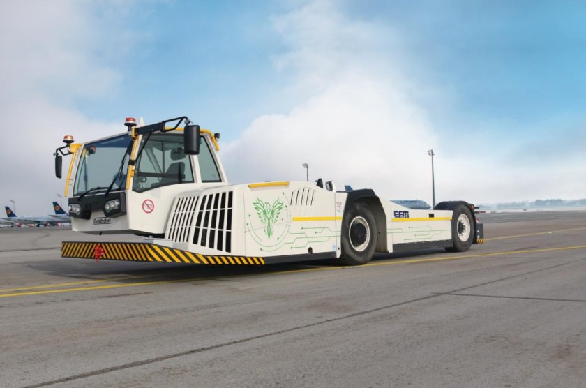 Аэродромный тягач schopf f300