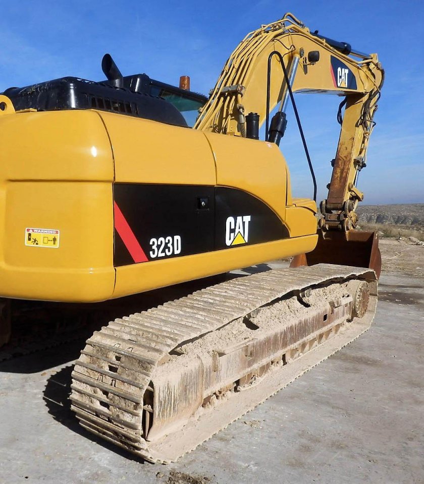 Гусеничный экскаватор Катерпиллер