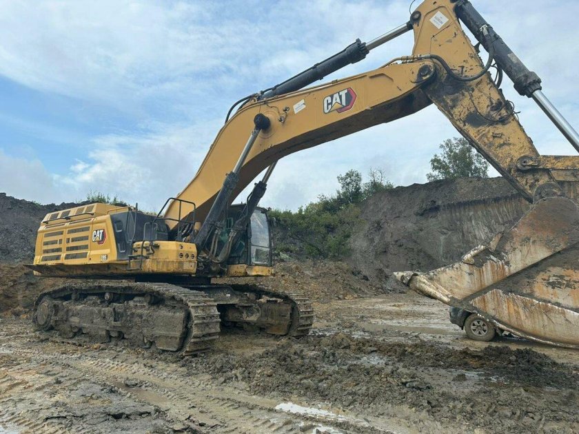 Минитрактор Катерпиллер гусеничный