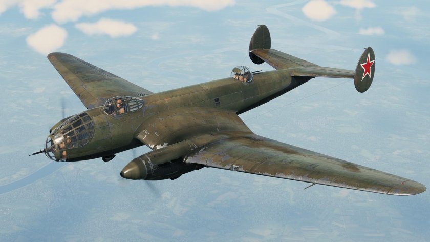 Пикирующий бомбардировщик пе 2