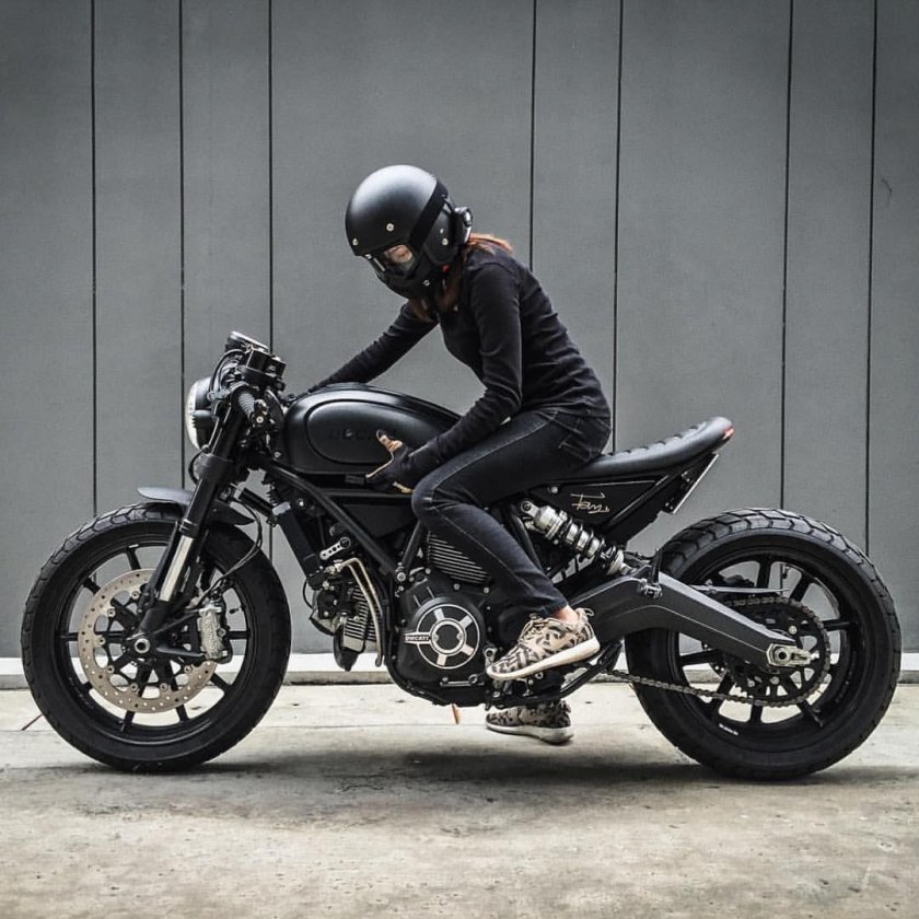 Ducati Scrambler Cafe Racer