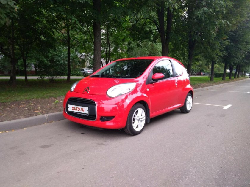 Ситроен с1 красный