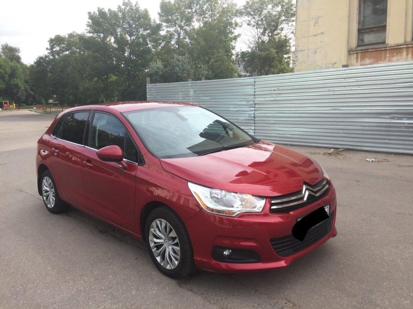 Ситроен с4 красный