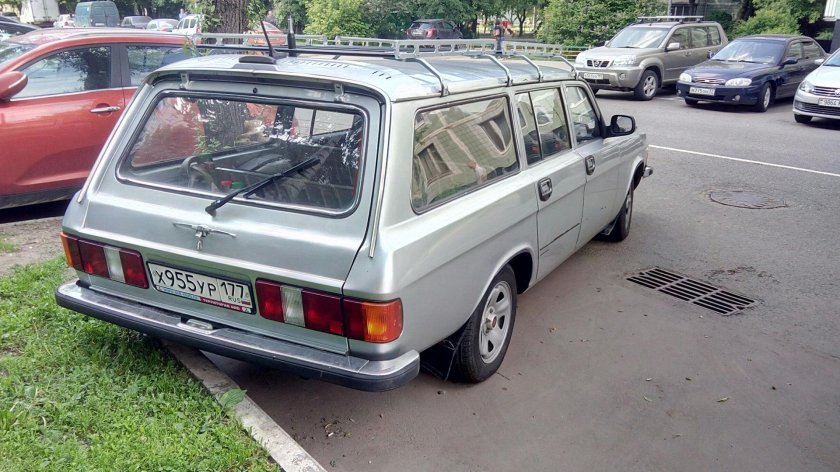 ГАЗ 3102 универсал