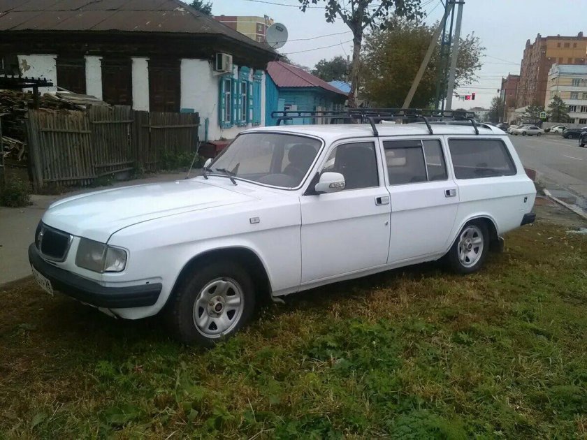 ГАЗ-310221 Волга универсал