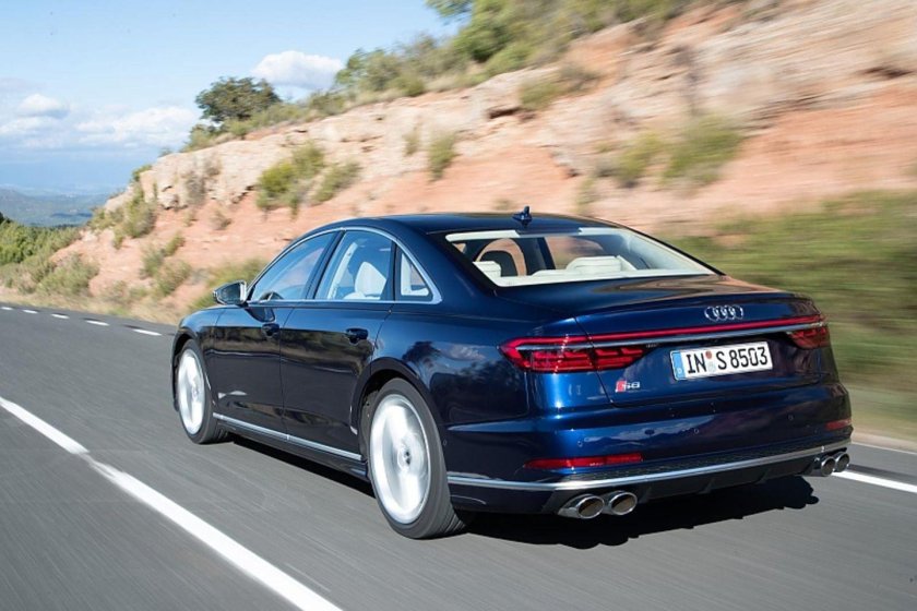 Audi s8 2019