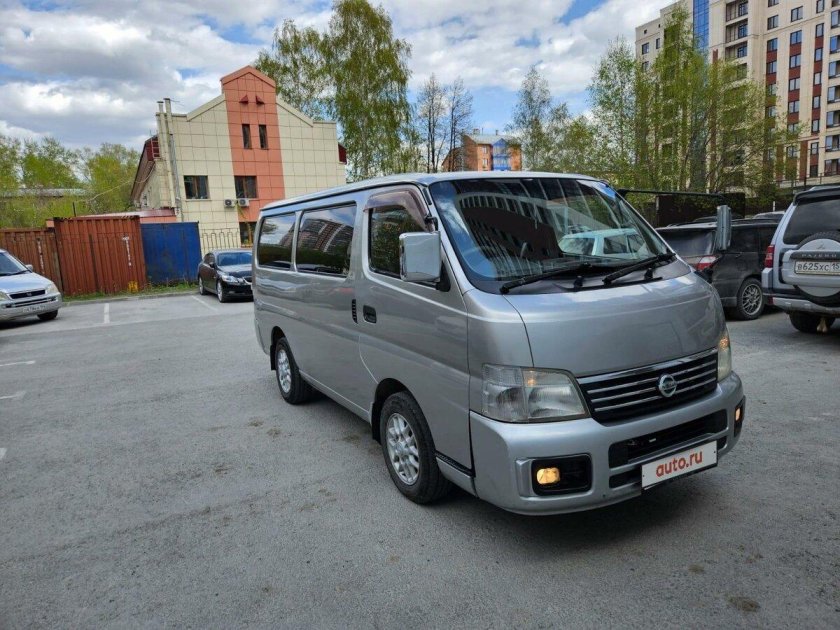 Ниссан караван 2002