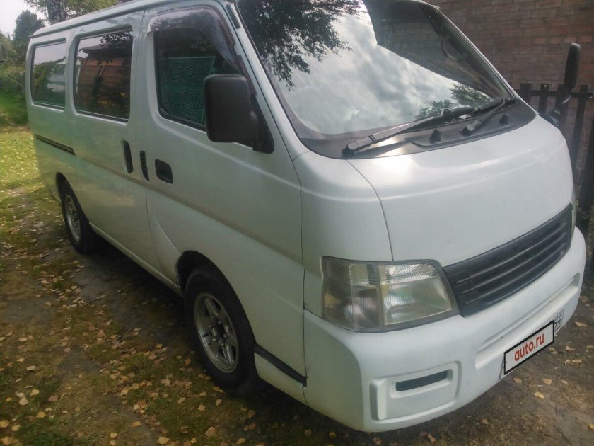 Nissan caravan 2001