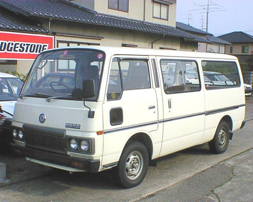 Nissan Urvan e23