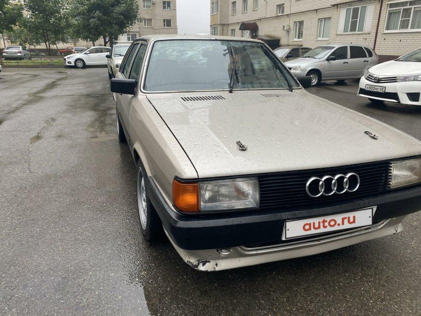 Ауди 100 1983