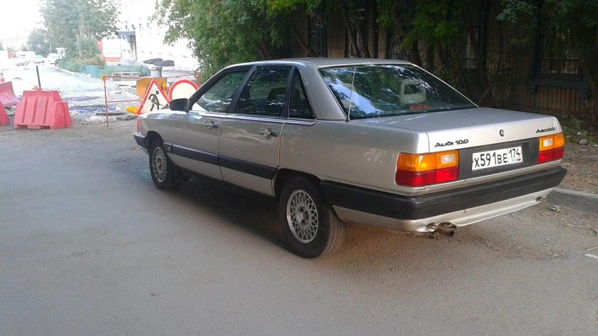 Ауди 100 1986