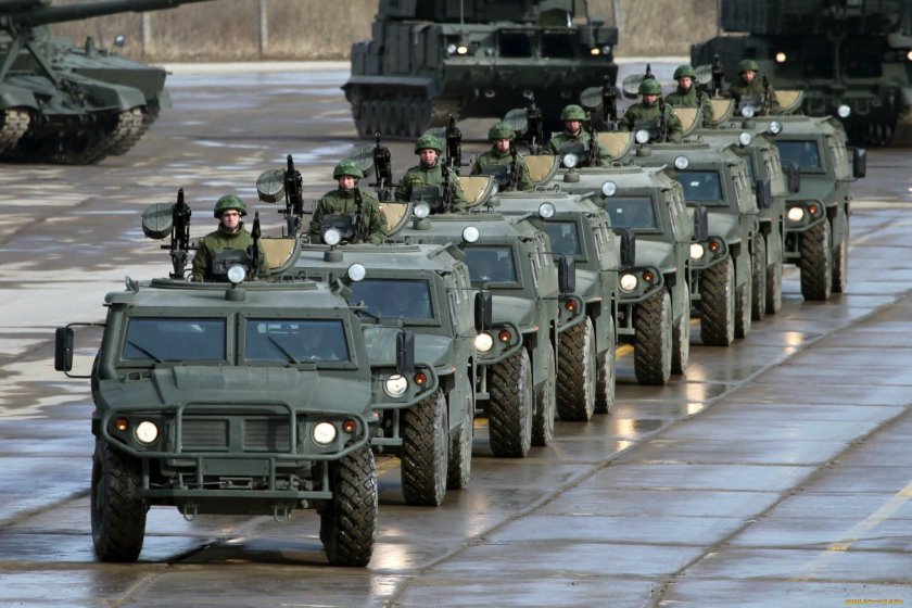 Военная колонна тигров РФ