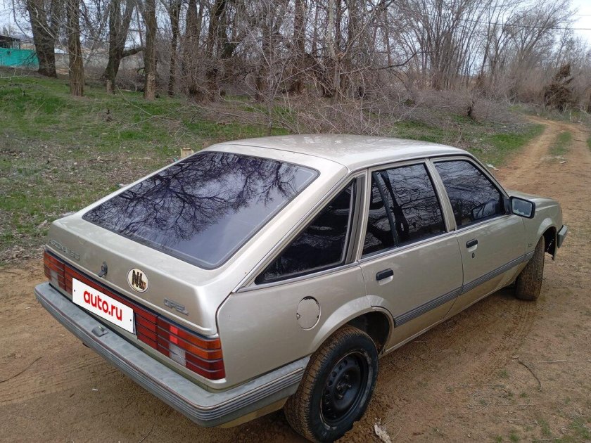 Опель аскона хэтчбек 1984