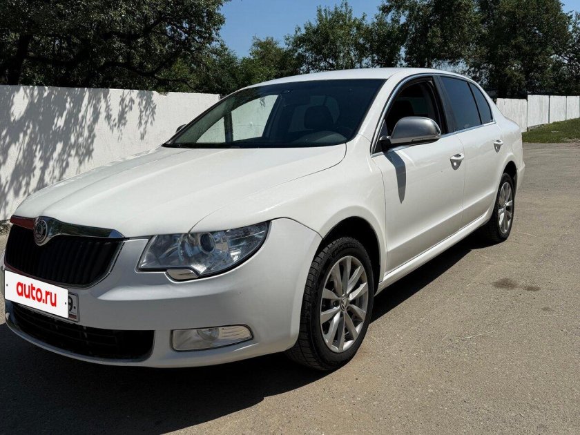 Skoda superb 2012