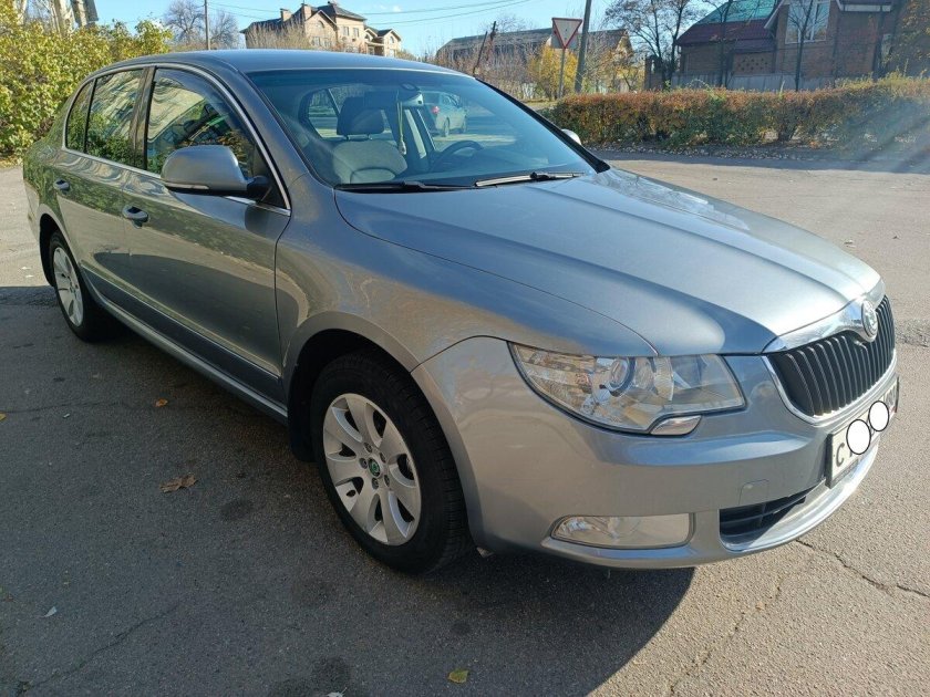 Skoda Superb 2012