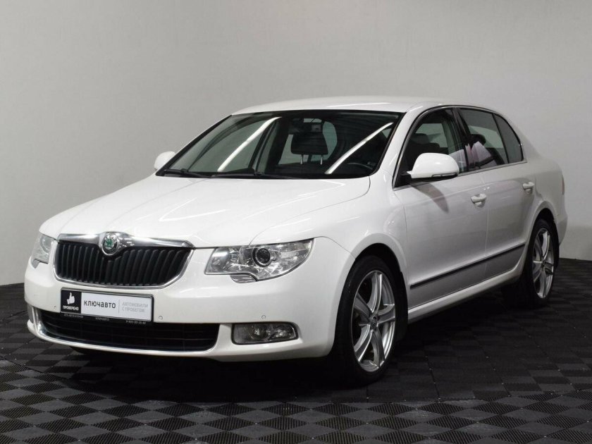 Шкода Суперб 2012