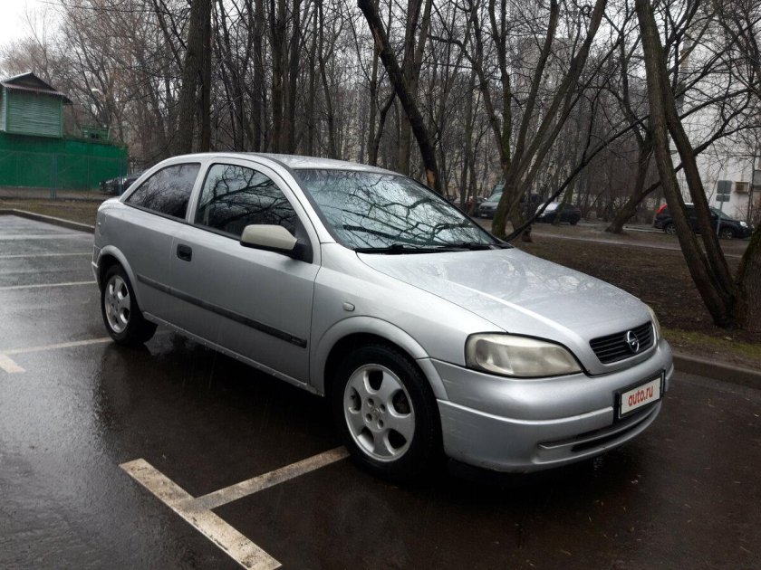 Opel Astra g 2000 хэтчбек